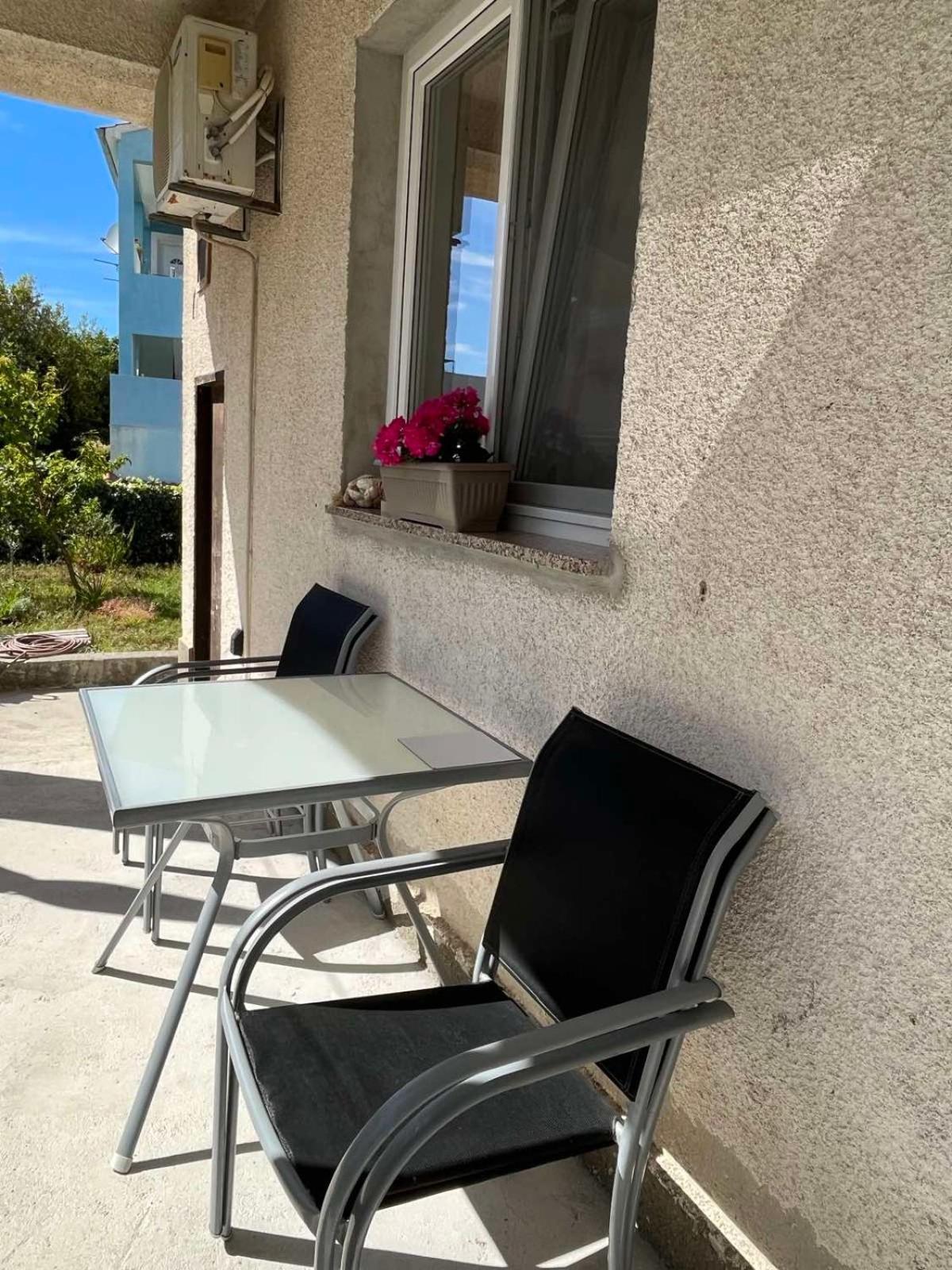 בטינה Apartment Patrik מראה חיצוני תמונה